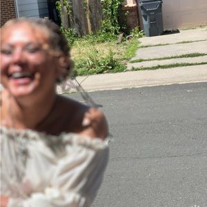 Meet your Posher, Aloni